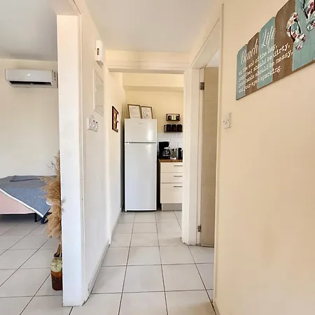 Appartement Lovely Ap In The Center Of Kato Paphos