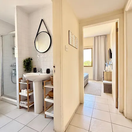 Lovely Ap In The Center Of Kato *