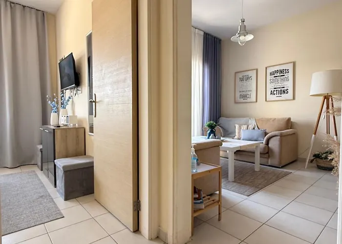 Lägenhet Lovely Ap In The Center Of Kato *