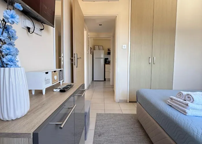 Lovely Ap In The Center Of Kato