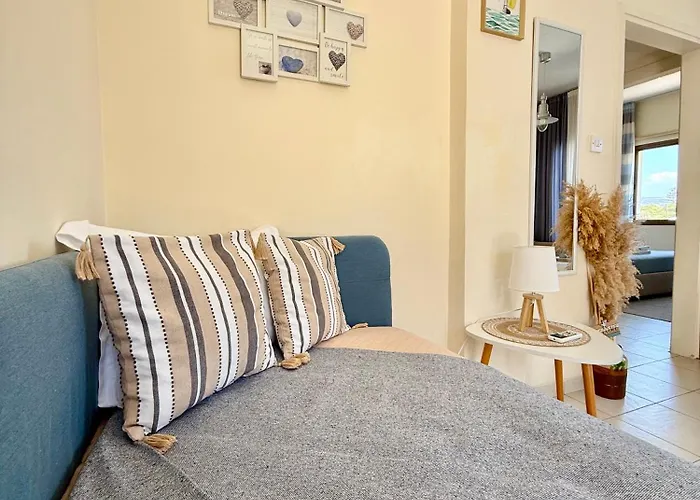 Lovely Ap In The Center Of Kato