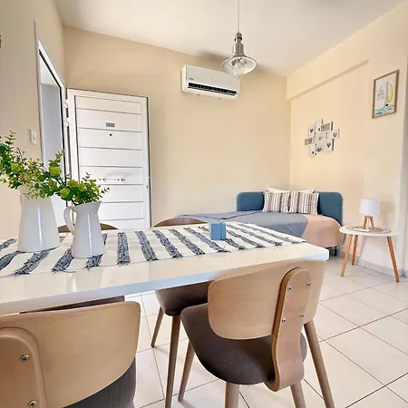 Apartament Lovely Ap In The Center Of Kato Pafos